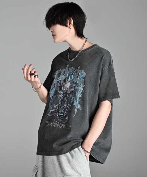 ADRER（アドラー）の「heavy weight graphic / line stone T shirt / ヘビーウェイトグラフィック／ラインストーンTシャツ（Tシャツ/カットソー・メンズ・ホワイト系3/グレー系3/ブラック系4/ホワイト系1/ブラック系3/グレー系4/グレー系5/グレー系1/グレー系2/ブラック系1/ホワイト系2/ブラック系2/ホワイト系4/グレー系6/グレー系8/グレー系7/ホワイト系5・L/M/S/XS）」の22枚目の写真