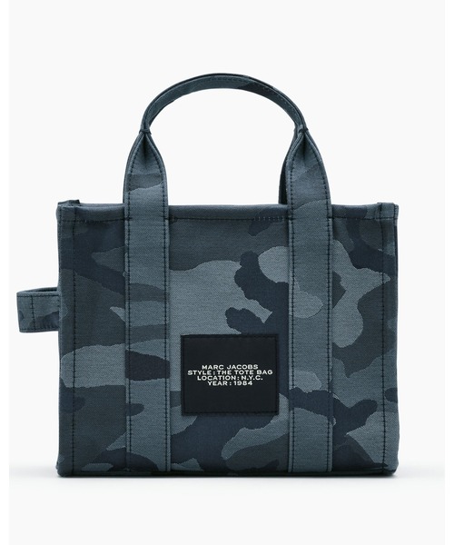 MARC JACOBS(マークジェイコブス)の「THE CAMO JACQUARD SMALL TOTE BAG/ザ カモ ジャカード スモール トート バッグ(トートバッグ・レディース・ブルー系その他・ONE SIZE)」の5枚目の写真