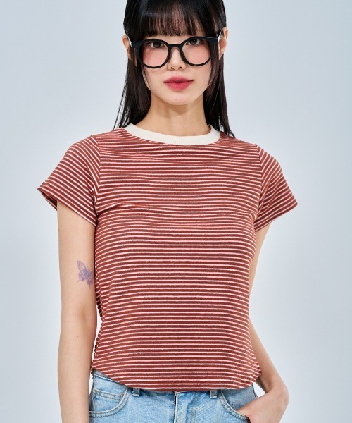 ACOVER(オコボ)の「A'GEM/9 × .kom 『ACOVER/オコボ』 Striped short sleeve t-shirt/ストライプ半袖TEE(Tシャツ/カットソー・レディース・アイボリー/ブラック・FREE)」の8枚目の写真