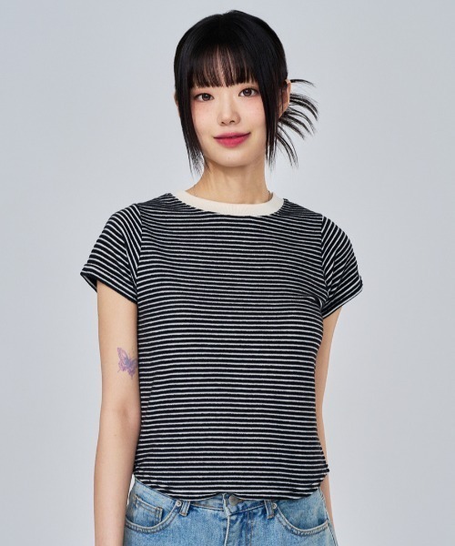 ACOVER(オコボ)の「A'GEM/9 × .kom 『ACOVER/オコボ』 Striped short sleeve t-shirt/ストライプ半袖TEE(Tシャツ/カットソー・レディース・アイボリー/ブラック・FREE)」の4枚目の写真
