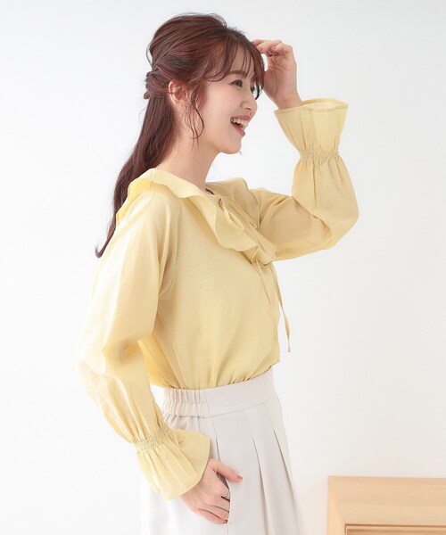 DRESKIP（ドレスキップ）の「【洗える/S-LL】甘すぎない大人のフリルブラウス（シャツ/ブラウス・レディース・イエロー系その他/ライトブルー/オフホワイト・01/02/03/04）」の5枚目の写真