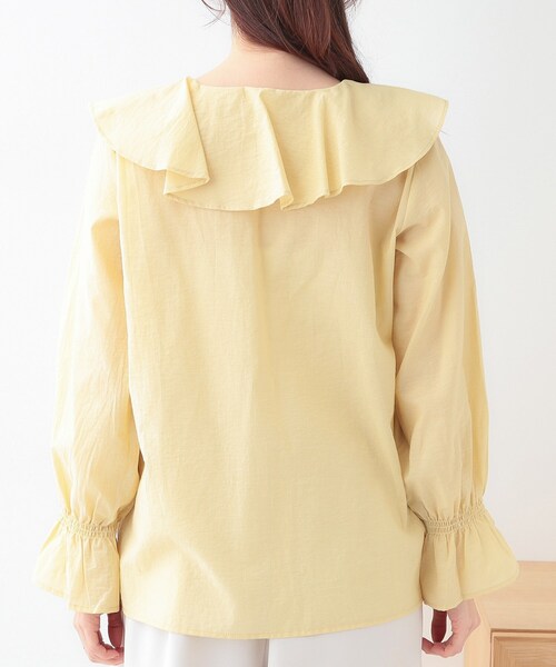 DRESKIP（ドレスキップ）の「【洗える/S-LL】甘すぎない大人のフリルブラウス（シャツ/ブラウス・レディース・イエロー系その他/ライトブルー/オフホワイト・01/02/03/04）」の18枚目の写真