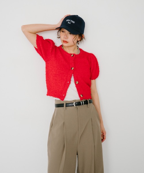 HANNE（アン）の「パフスリーブニットカーディガン（カーディガン/ボレロ・レディース・ベージュ/ネイビー/レッド・FREE）」の6枚目の写真