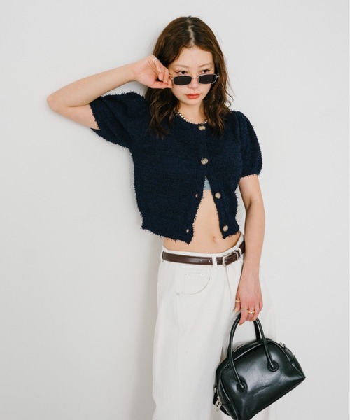 HANNE（アン）の「パフスリーブニットカーディガン（カーディガン/ボレロ・レディース・ベージュ/ネイビー/レッド・FREE）」の17枚目の写真