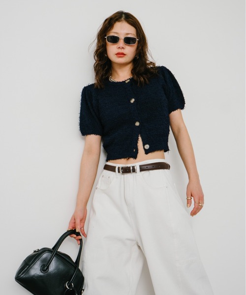 HANNE（アン）の「パフスリーブニットカーディガン（カーディガン/ボレロ・レディース・ベージュ/ネイビー/レッド・FREE）」の18枚目の写真