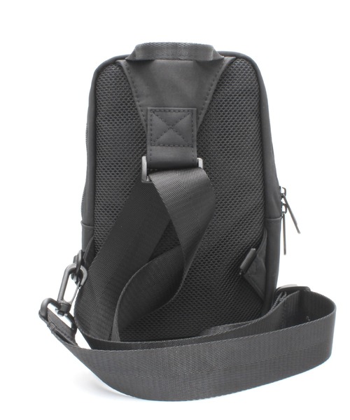 RAW.C（ロークリエイト）の「FUNCTIONAL/ファンクショナル ボディバック MINI ROUND ZIP SLING 撥水 軽量 RCB-095TI（ボディバッグ/ウエストポーチ・メンズ・ブラック・FREE）」の9枚目の写真