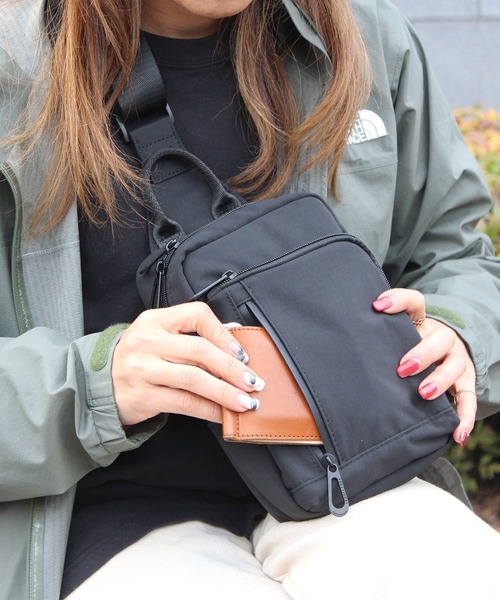 RAW.C（ロークリエイト）の「FUNCTIONAL/ファンクショナル ボディバック MINI ROUND ZIP SLING 撥水 軽量 RCB-095TI（ボディバッグ/ウエストポーチ・メンズ・ブラック・FREE）」の10枚目の写真