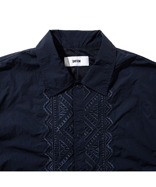 UNFRM OUTDOOR STANDARD(ユニフォームアウトドアスタンダード)の「UNFRM OUTDOOR STANDARD PE TYPEWRITER AFRICAN EMBROIDERY S/S WORK SHIRT(ユニフォームアウトドアスタンダード PE タイプライター アメリカン エンブロイダリー ショートスリーブ ワークシャツ)(シャツ/ブラウス・メンズ・オフホワイト/ネイビー・MEDIUM/SMALL)」の16枚目の写真