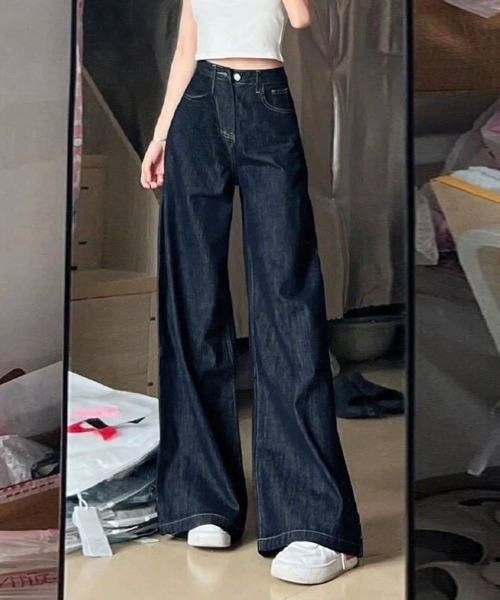 REBALANCE(リバランス)の「ワイドフレアデニムパンツ(デニムパンツ・レディース・A・MEDIUM/LARGE/X-LARGE)」の5枚目の写真