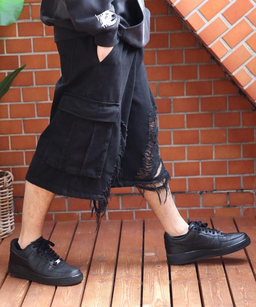 ８(eight)（エイト）の「クラッシュカーゴショーツ（カーゴパンツ・メンズ・グレー/ブラック・MEDIUM/LARGE）」の4枚目の写真