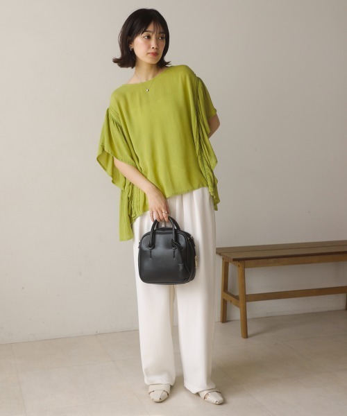 Bou Jeloud（ブージュルード）の「レーヨンクレープフレアスリーブブラウス（シャツ/ブラウス・レディース・ブラック/オフホワイト/イエロー・38）」の16枚目の写真