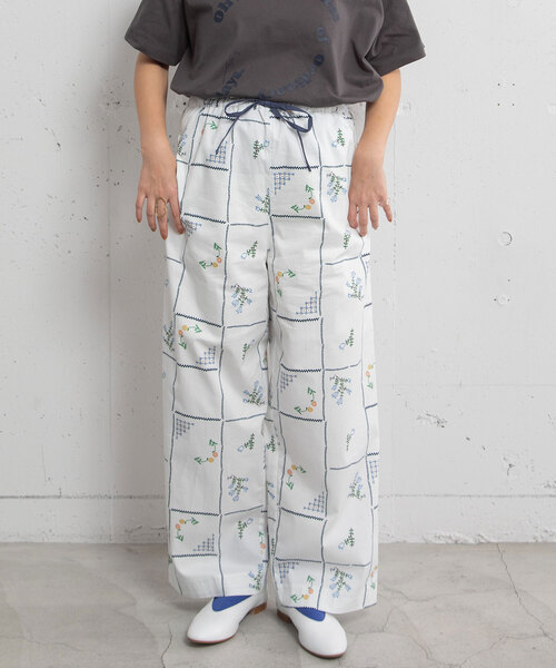 POU DOU DOU（プードゥドゥ）の「ステッチプリントイージーパンツ（その他パンツ・レディース・オフホワイト/ダークグレー・M）」の11枚目の写真
