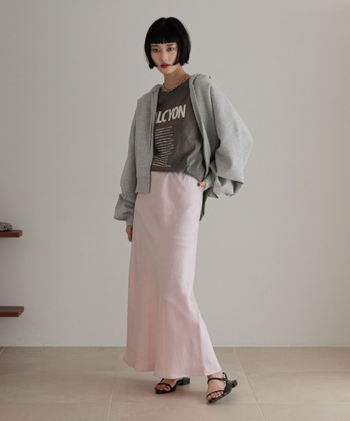 LOWRYS FARM（ローリーズファーム）の「ショートＺＩＰフーディ　 452865（パーカー・レディース・ブラック/グレー/イエロー・FREE）」の13枚目の写真