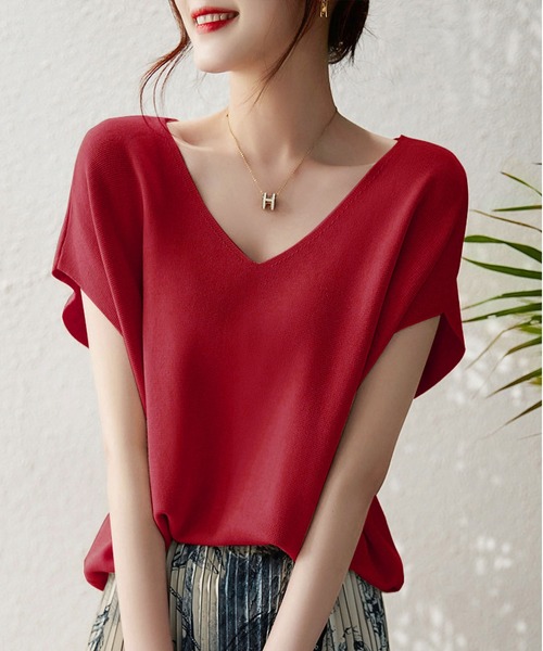 BLANC FICELLE(ブランフィセル)の「【上品カジュアル】ゆるシルエットVネックトップス(Tシャツ/カットソー・レディース・ブラック/ブルーグレー/ブルーグリーン/アイボリー/Off White/サックスブルー/イエロー×グリーン/キャメル/Lilac/ピンク/レッド/グレー/ベージュ/ミント/マスタード/ネイビー/Royal・FREE)」の17枚目の写真