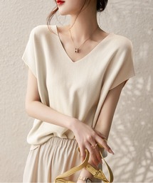 【上品カジュアル】ゆるシルエットVネックトップス