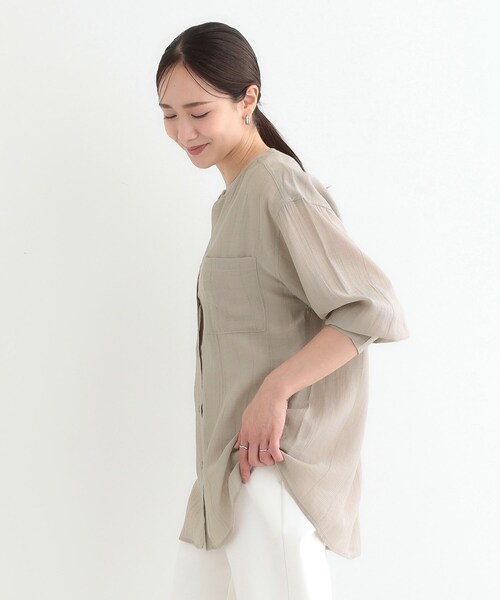 DRESKIP（ドレスキップ）の「【高レビュー】大人のシアー感 バンドカラーシャツ（シャツ/ブラウス・レディース・チャコールグレー/ナチュラル/イエロー系その他/ライトブルー/グリーン系/ピンク系・00）」の16枚目の写真