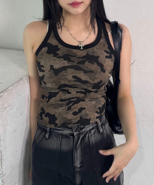 lilful(リルフル)の「配色ライン 迷彩柄タンクトップ カモフラージュ(タンクトップ・レディース・その他・M/S)」の6枚目の写真