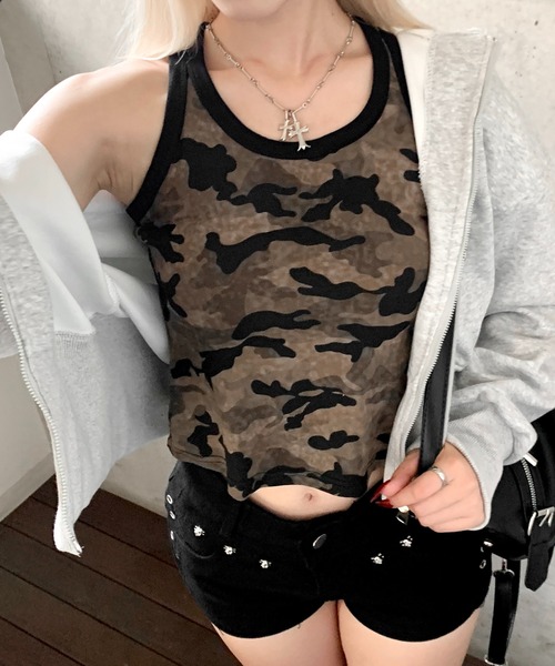 lilful(リルフル)の「配色ライン 迷彩柄タンクトップ カモフラージュ(タンクトップ・レディース・その他・M/S)」の17枚目の写真