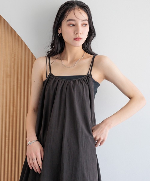 LOWRYS FARM(ローリーズファーム)の「バルーンキャミワンピース 289954(ワンピース・レディース・オフホワイト/ブラック・FREE)」の16枚目の写真