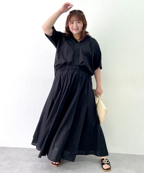 CHIC STYLE(シックスタイル)の「綿100%ローンフレアロングスカート<大きいサイズ有>シックスタイル(スカート・レディース・サックスブルー/ブラック・M/L/LL/3L/4L/5L)」の4枚目の写真