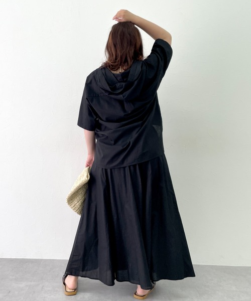 CHIC STYLE(シックスタイル)の「綿100%ローンフレアロングスカート<大きいサイズ有>シックスタイル(スカート・レディース・サックスブルー/ブラック・M/L/LL/3L/4L/5L)」の6枚目の写真