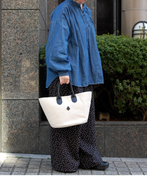 CLEDRAN（クレドラン）の「【軽量 帆布】CL3548 GRAN TOTE マルシェバッグ（トートバッグ・レディース・ナチュラル/ブラック/ベージュ・FREE）」の14枚目の写真