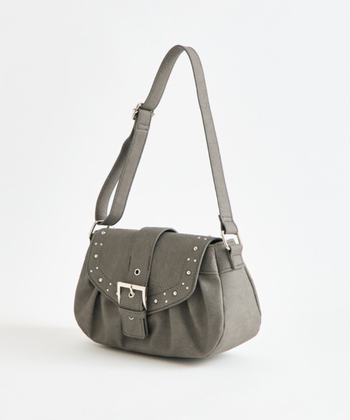 OLIVE des OLIVE(オリーブデオリーブ)の「スタッズ付きシャーリングバッグ(ショルダーバッグ・レディース・グレー/ピンク/アイボリー・FREE)」の19枚目の写真