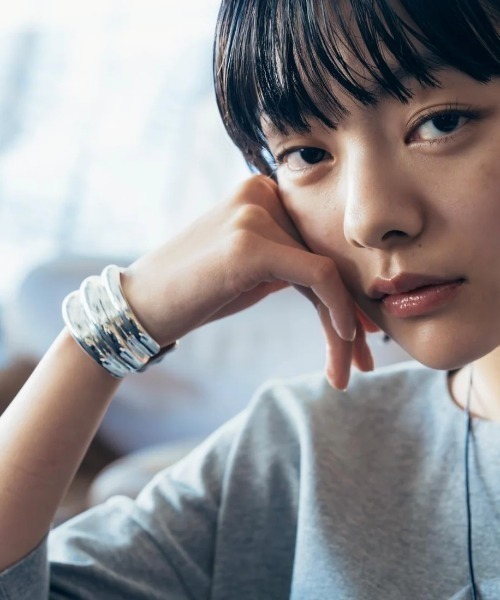 Nothing And Others(ナッシングアンドアザーズ)の「Nothing And Others/ナッシングアンドアザーズ/New Wave Bangle(バングル/リストバンド・レディース・シルバー・F)」の1枚目の写真