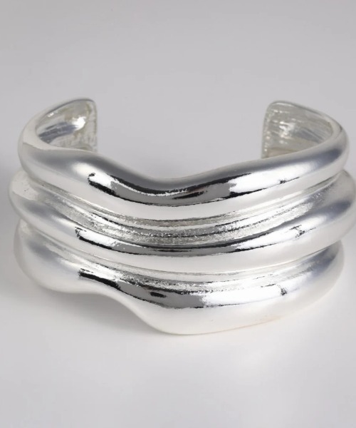 Nothing And Others(ナッシングアンドアザーズ)の「Nothing And Others/ナッシングアンドアザーズ/New Wave Bangle(バングル/リストバンド・レディース・シルバー・F)」の11枚目の写真