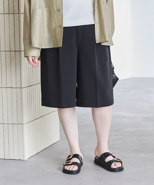 LAVEANGE（ラビアンジェ）の「【インフルエンサーコラボ】センタープレスショートパンツ（その他パンツ・レディース・オフホワイト/ブラック・M/LL/3L/4L/5L）」の21枚目の写真