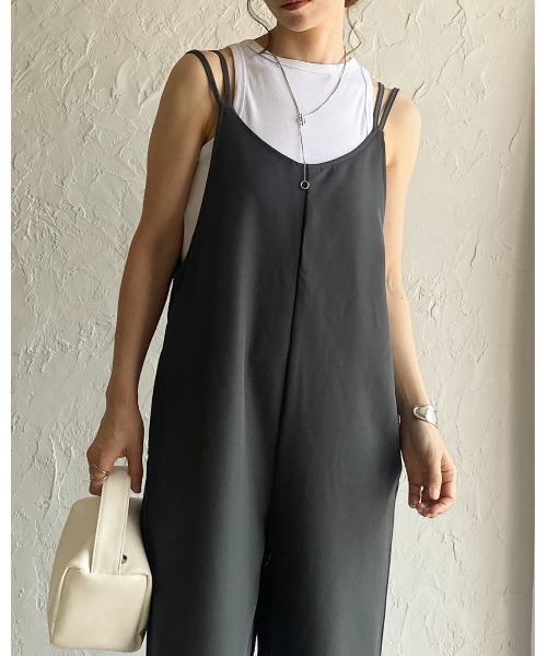 She's Closet(シーズクローゼット)の「【低身長向けサイズあり】ダブルストラップオールインワンキャミサロペット(サロペット/オーバーオール・レディース・アイボリー/ブラック/チャコールグレー・SHORT/FREE)」の20枚目の写真