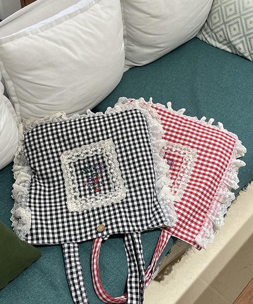 aimoha(アイモハ)の「レースフリル刺繍トートバッグ(トートバッグ・レディース・レッド/ブラック/ホワイト/ベージュ・FREE)」の9枚目の写真