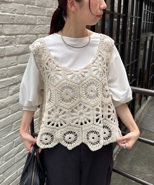 PUAL CE CIN（ピュアルセシン）の「かぎ針編み風ビスチェ（ベスト・レディース・ナチュラル/チャコールグレー・FREE）」の10枚目の写真