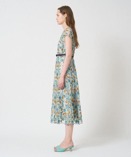 ANAYI ワンピース　3Dレース ボートネック　フラワーモチーフ　ドレス ANAYI ワンピース 3Dレース ボートネック フラワーモチーフ ドレス