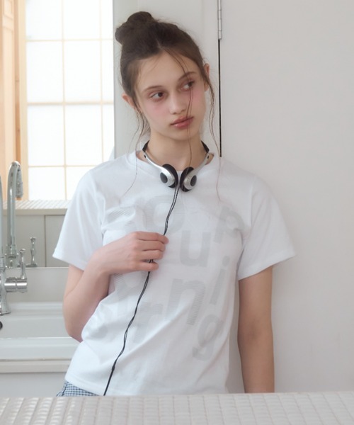 Birthday room(バースデイルーム)の「レタリングプリントT/Lettering Print T-Shirt(Tシャツ/カットソー・レディース・ブラック/ホワイト/サックスブルー・FREE)」の2枚目の写真