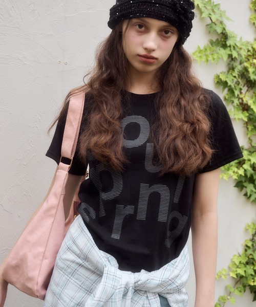 Birthday room(バースデイルーム)の「レタリングプリントT/Lettering Print T-Shirt(Tシャツ/カットソー・レディース・ブラック/ホワイト/サックスブルー・FREE)」の16枚目の写真