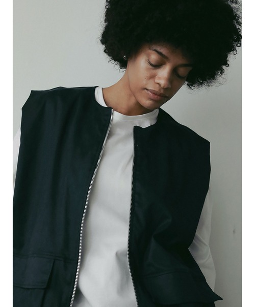 HER.（ハー）の「オーバーサイズドＴシャツ（Tシャツ/カットソー・レディース・オフホワイト/ブラック・フリー）」の9枚目の写真