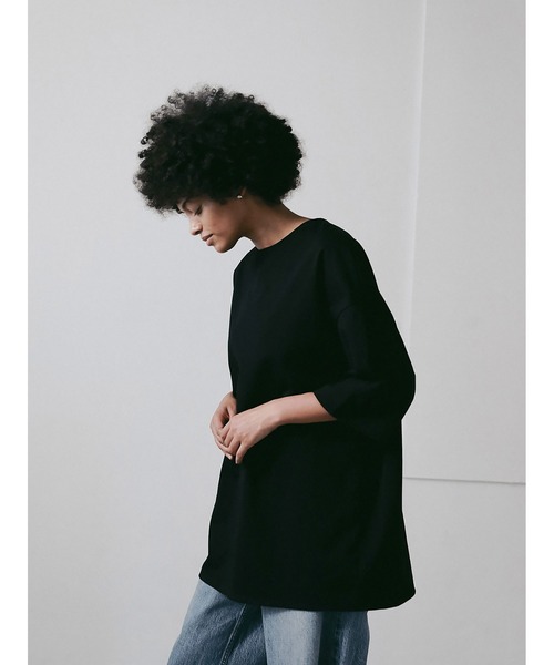 HER.（ハー）の「オーバーサイズドＴシャツ（Tシャツ/カットソー・レディース・オフホワイト/ブラック・フリー）」の12枚目の写真