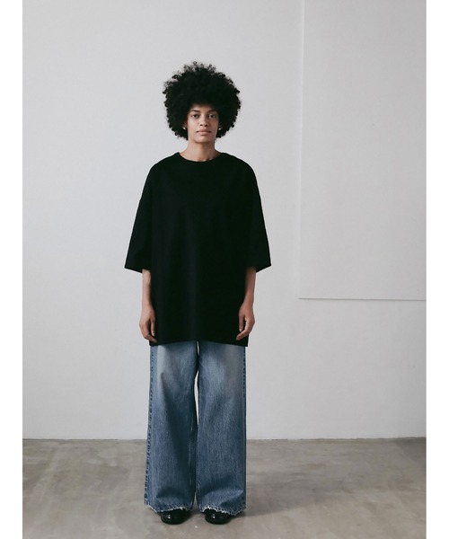 HER.（ハー）の「オーバーサイズドＴシャツ（Tシャツ/カットソー・レディース・オフホワイト/ブラック・フリー）」の13枚目の写真