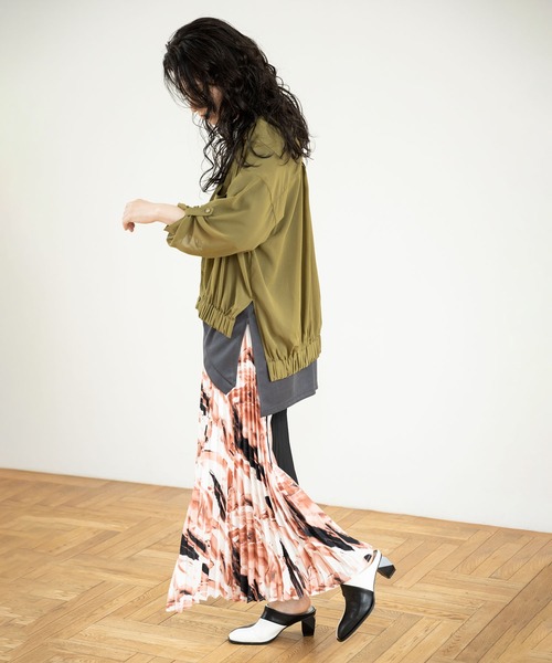 OSMOSIS（オズモーシス）の「シフォンギャザーブルゾン（ブルゾン・レディース・アイボリー/カーキ/ブラック・ONE SIZE）」の8枚目の写真