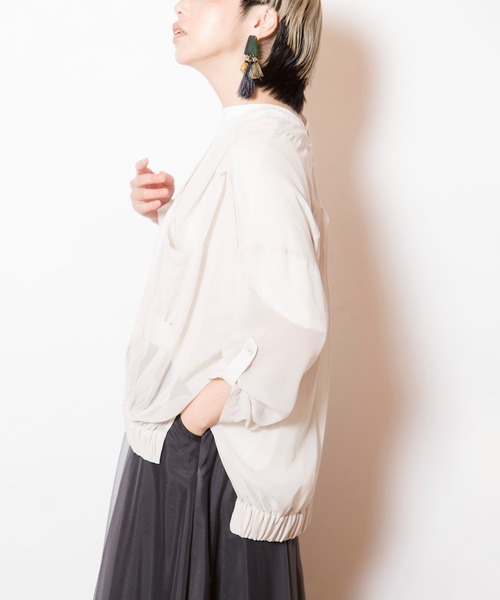 OSMOSIS（オズモーシス）の「シフォンギャザーブルゾン（ブルゾン・レディース・アイボリー/カーキ/ブラック・ONE SIZE）」の15枚目の写真