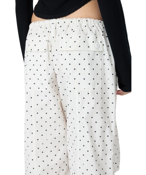 GLOWNY(グロウニ―)の「SUMMER TIME PARACHUTE PANTS(その他パンツ・レディース・ブラック/ホワイト系その他/ホワイト・SMALL/LARGE/MEDIUM)」の13枚目の写真