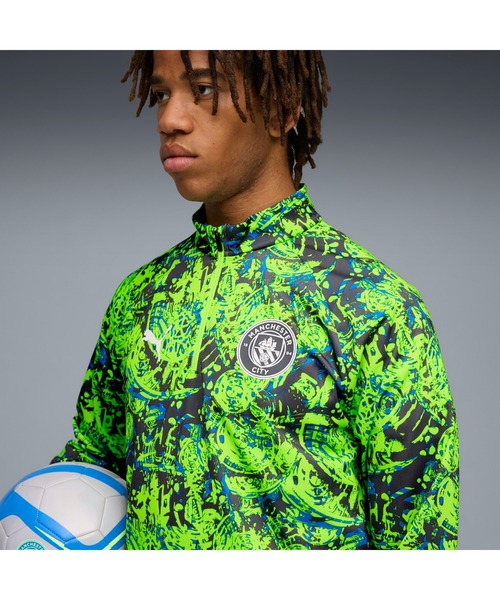 PUMA（プーマ）の「PUMA プーマ メンズ 2025-26 マンチェスターシティ FC プレマッチ クォーター（Tシャツ/カットソー・メンズ・ブラック/グリーン系その他7/グリーン系その他6・LARGE/MEDIUM/SMALL/X-LARGE/X-SMALL）」の10枚目の写真