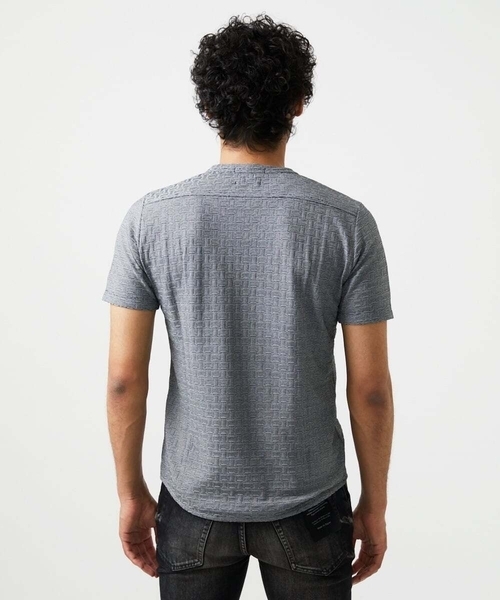 MICHEL KLEIN HOMME   （ミッシェルクランオム）の「《日本製》レンガ柄Vネック半袖カットソー（Tシャツ/カットソー・メンズ・ダークグレー/ライトグレー/レッド・MEDIUM/LARGE/X-LARGE）」の5枚目の写真