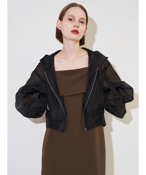 ELENDEEK(エレンディーク)の「フーディーシアーブルゾン(ブルゾン・レディース・アイボリー/ブラック・FREE)」の13枚目の写真