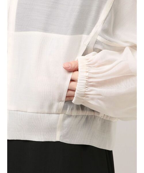 ELENDEEK(エレンディーク)の「フーディーシアーブルゾン(ブルゾン・レディース・アイボリー/ブラック・FREE)」の19枚目の写真