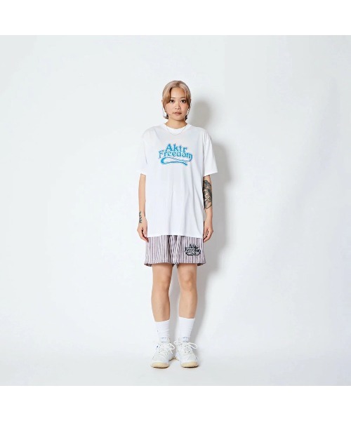 AKTR(アクター)の「AKTR FREEDOM LOGO SPORTS TEE(アクター フリーダム ロゴ スポーツティー)(Tシャツ/カットソー・メンズ・ブラック系/ホワイト系・MEDIUM/LARGE/X-LARGE/XX-LARGE)」の5枚目の写真