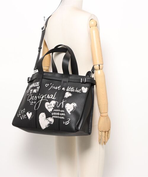 Desigual（デシグアル）の「手書き風落書きプリントフェイクレザーショッパーバッグ ブラック（ハンドバッグ・レディース・ブラック・FREE）」の9枚目の写真