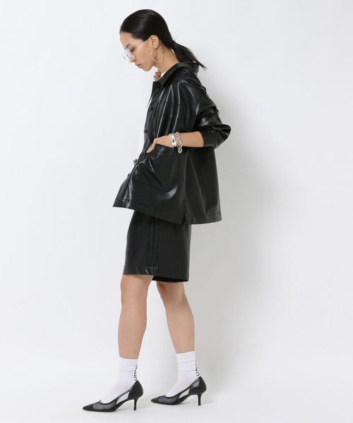 HEREIAM(ヘレイアム)の「【HEREIAM】この秋、マストバイ!ハーフレザーパンツ(その他パンツ・レディース・ブラック・SMALL/MEDIUM)」の5枚目の写真