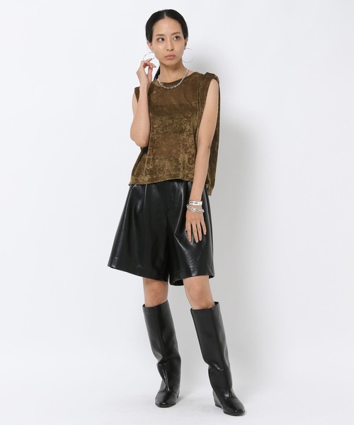 HEREIAM(ヘレイアム)の「【HEREIAM】この秋、マストバイ!ハーフレザーパンツ(その他パンツ・レディース・ブラック・SMALL/MEDIUM)」の7枚目の写真